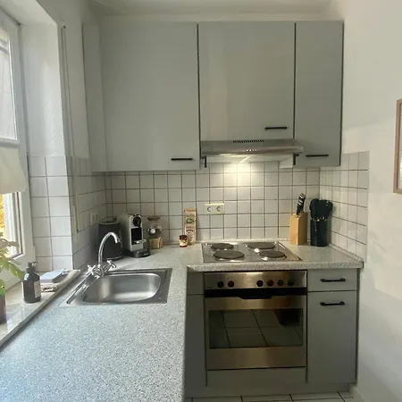 דירה Moderne Mit Terrasse & Parkplatz; Naehe Bwzk & Amazon קובלנץ