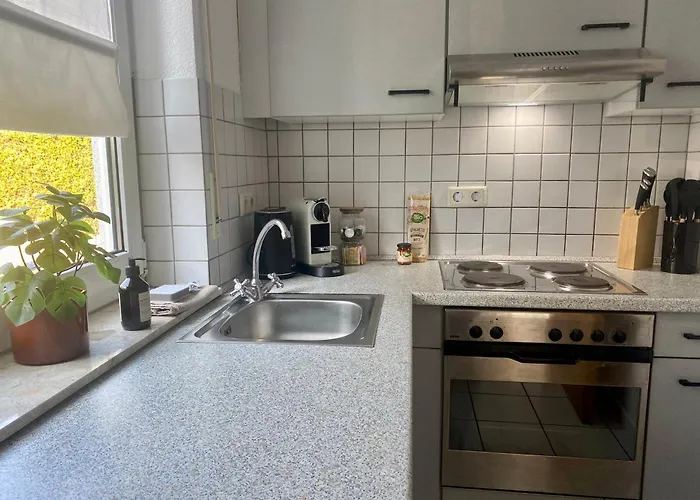 Moderne Mit Terrasse & Parkplatz; Naehe Bwzk & Amazon Apartman Koblenz